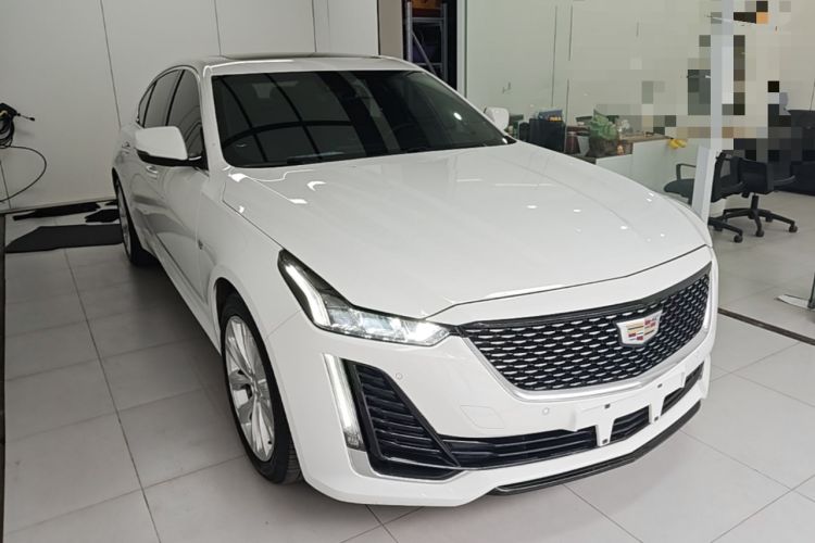Used Cadillac CT5 2022 28T Luxury Version (Standard Edition) Front Right 45 Deg