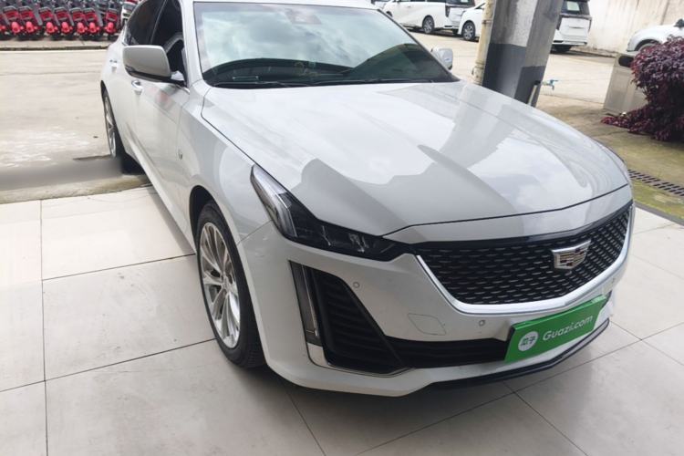Used Cadillac CT5 2022 28T Luxury Version (Standard Edition) Front Right 45 Deg