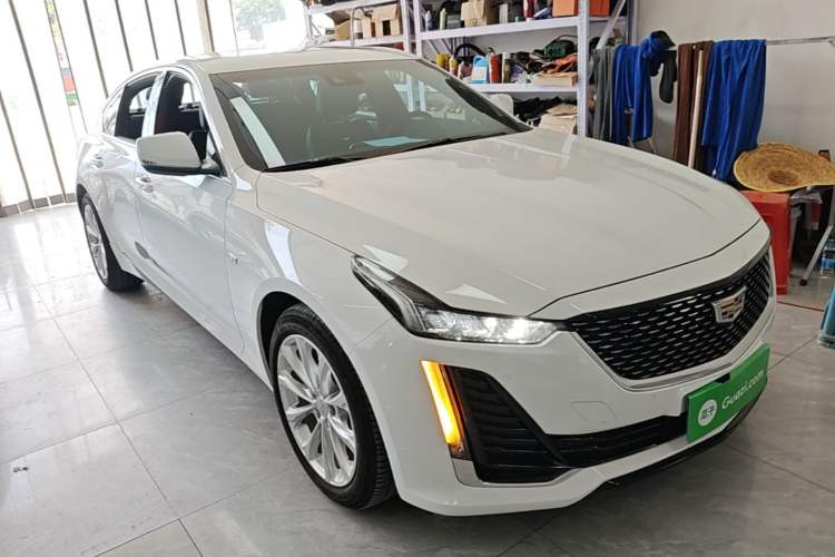 Used Cadillac CT5 2022 28T Luxury Version (Standard Edition) Front Right 45 Deg