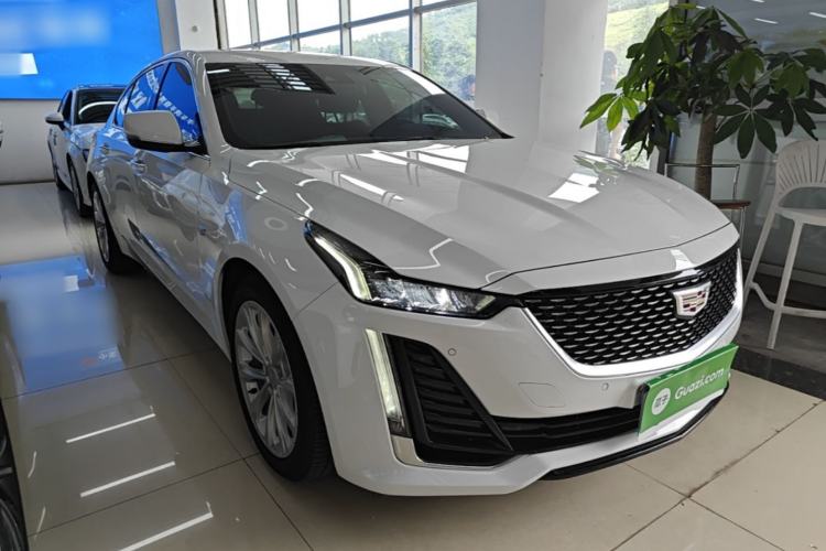 Used Cadillac CT5 2022 28T Luxury Version (Standard Edition) Front Right 45 Deg
