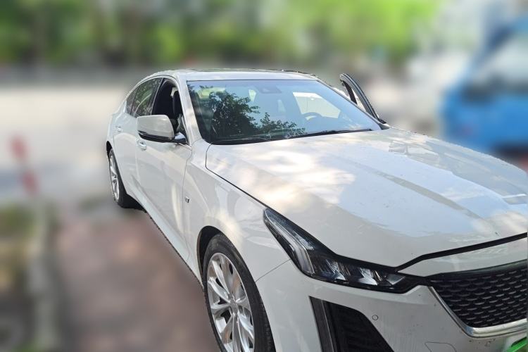 Used Cadillac CT5 2022 28T Luxury Version (Standard Edition) Front Right 45 Deg