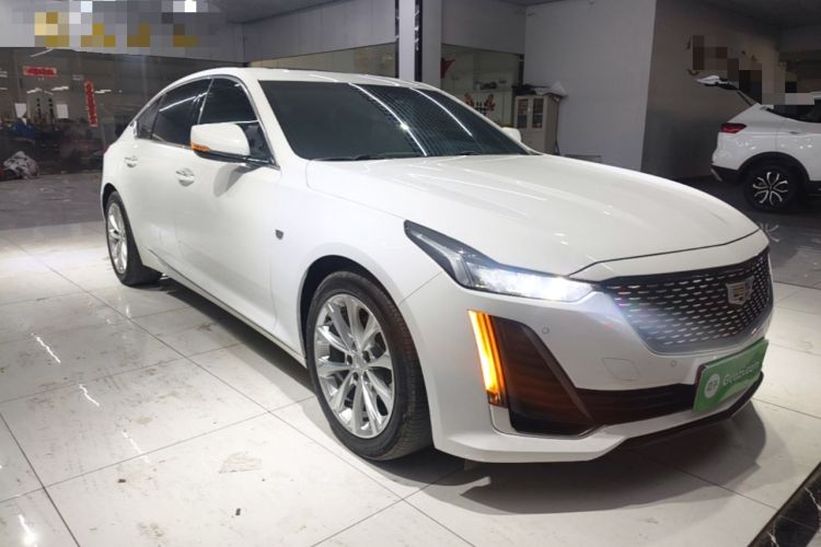 Used Cadillac CT5 2022 28T Luxury Edition Front Right 45 Deg