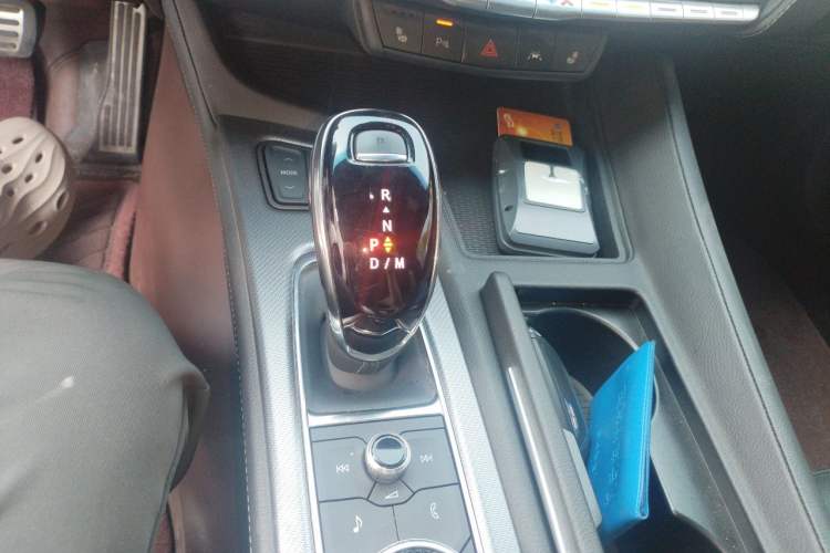 Used Cadillac CT5 2022 28T Prestige Edition Gear Lever