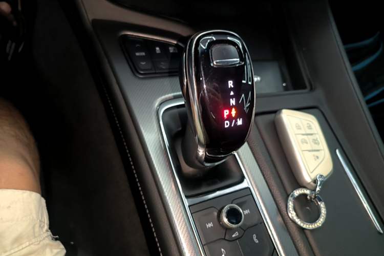 Used Cadillac CT5 2022 28T Luxury Edition Gear Lever
