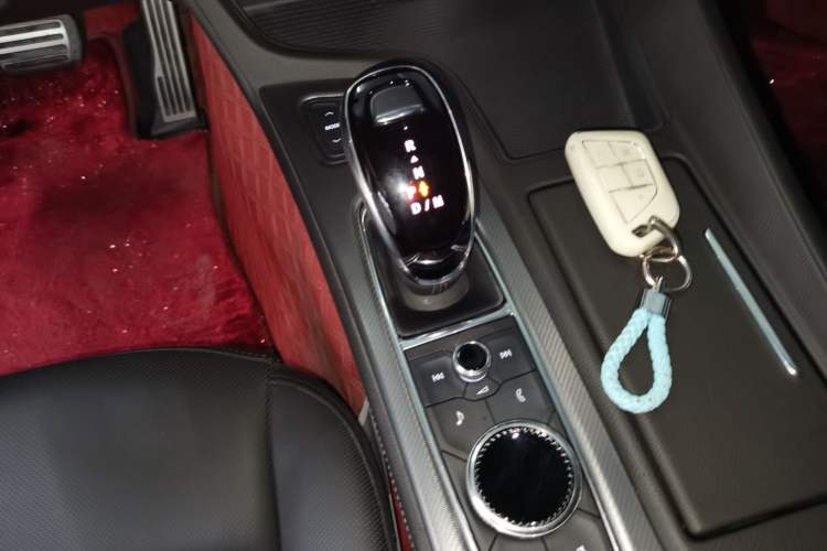 Used Cadillac CT5 2022 28T Prestige Edition Gear Lever