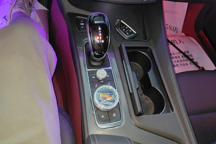 Used Cadillac CT5 2022 28T Luxury Edition Gear Lever
