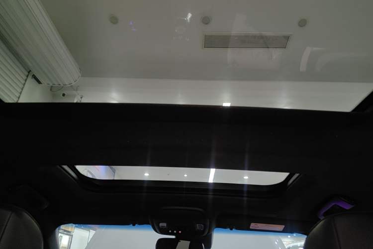 Used Cadillac CT5 2022 28T Luxury Edition Headliner