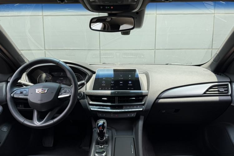 Used Cadillac CT5 2022 28T Luxury Edition Interior 2