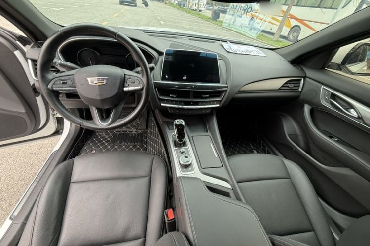 Used Cadillac CT5 2022 28T Luxury Version (Standard Edition) Interior 4