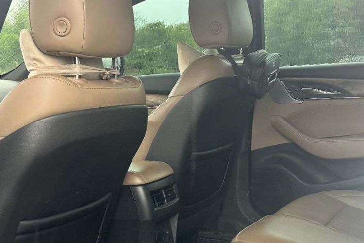Used Cadillac CT5 2022 28T Prestige Edition Interior 4