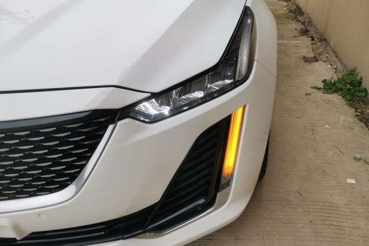 Used Cadillac CT5 2022 28T Luxury Version (Standard Edition) Left Front Headlight