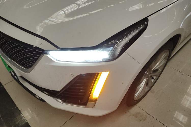 Used Cadillac CT5 2022 28T Luxury Version (Standard Edition) Left Front Headlight