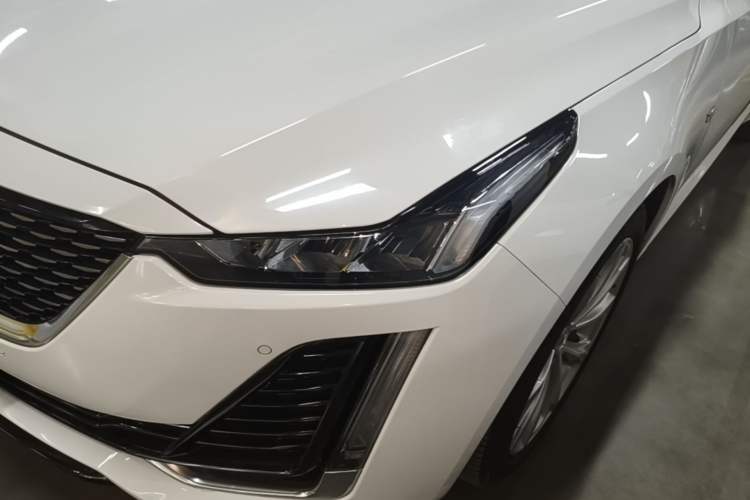 Used Cadillac CT5 2022 28T Luxury Edition Left Front Headlight