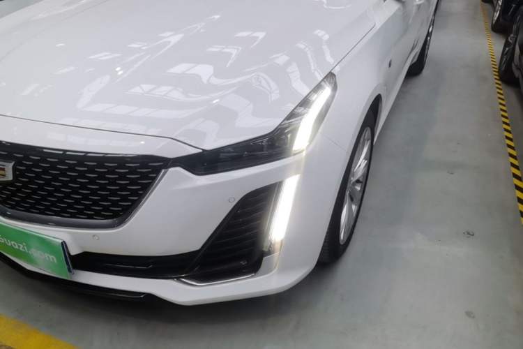 Used Cadillac CT5 2022 28T Luxury Edition Left Front Headlight