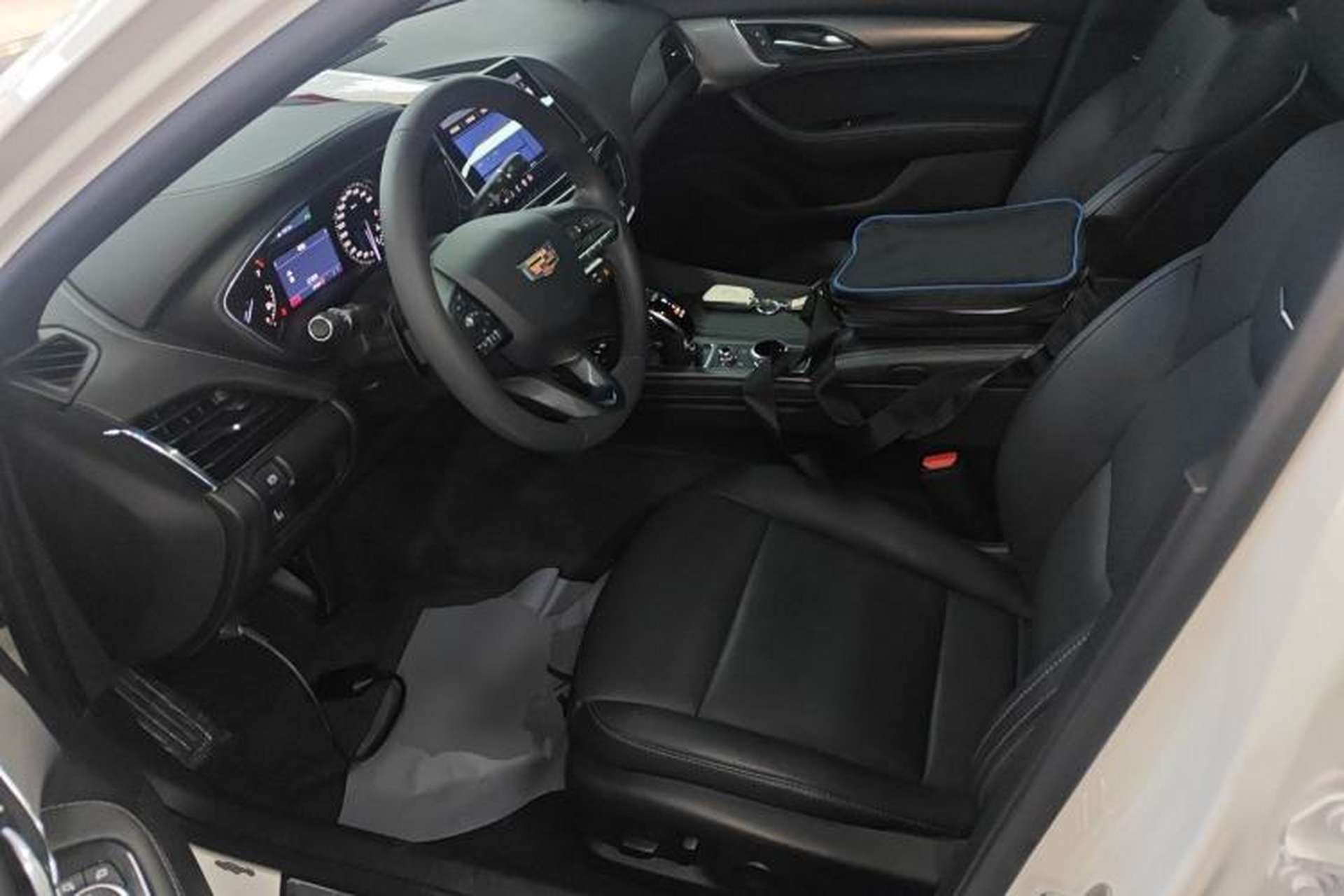 Used Cadillac CT5 2022 28T Luxury Version (Standard Edition) Left Front Seat