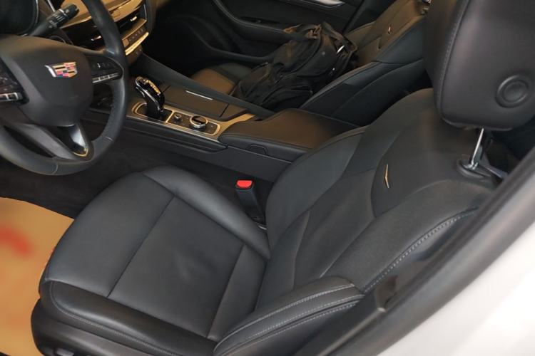 Used Cadillac CT5 2022 28T Luxury Version (Standard Edition) Left Front Seat