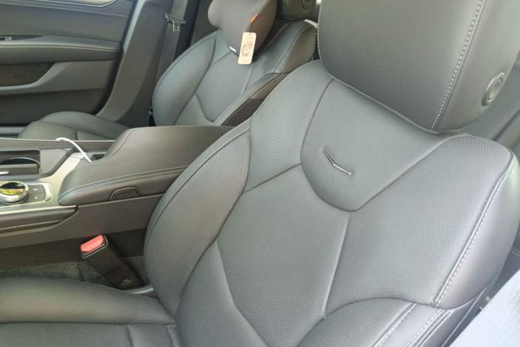 Used Cadillac CT5 2022 28T Luxury Version (Standard Edition) Left Front Seat