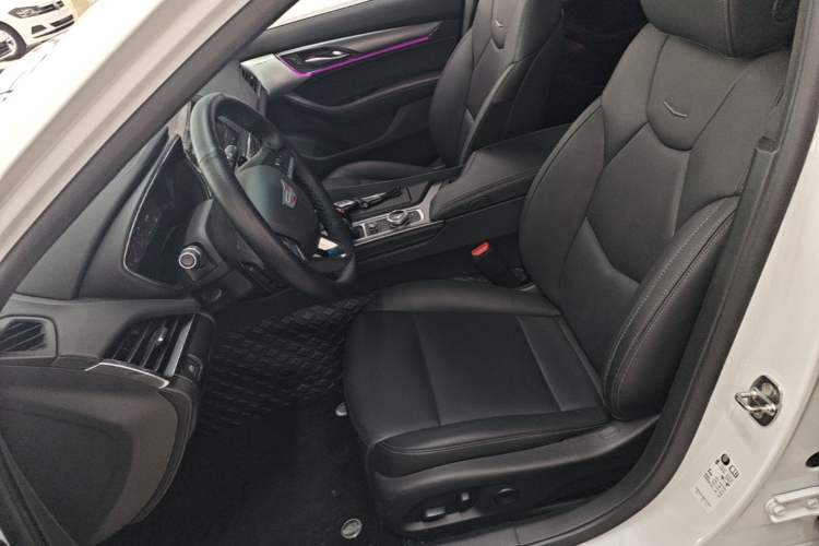 Used Cadillac CT5 2022 28T Luxury Version (Standard Edition) Left Front Seat