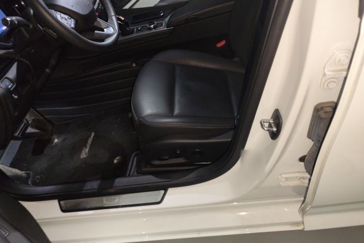 Used Cadillac CT5 2022 28T Luxury Version (Standard Edition) Left Front Seat