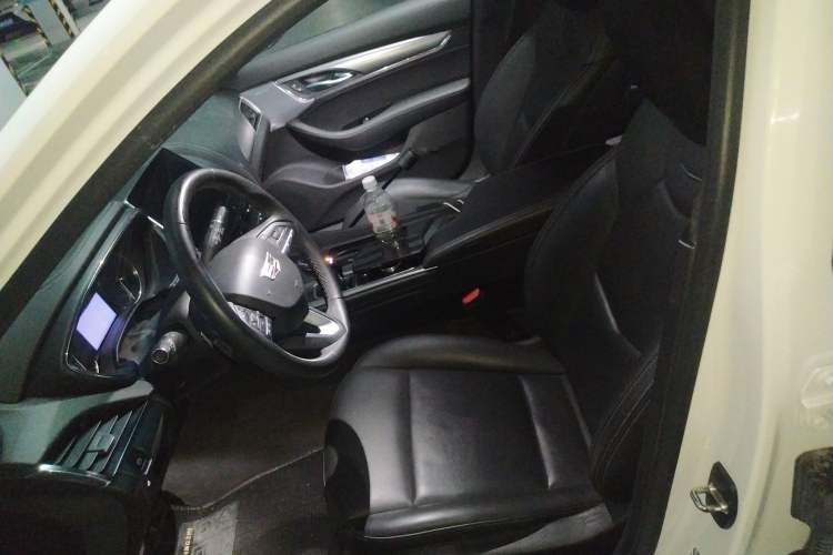Used Cadillac CT5 2022 28T Luxury Edition Left Front Seat