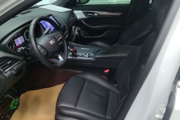 Used Cadillac CT5 2022 28T Luxury Edition Left Front Seat