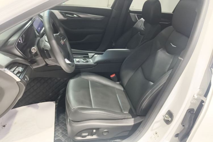 Used Cadillac CT5 2022 28T Luxury Edition Left Front Seat