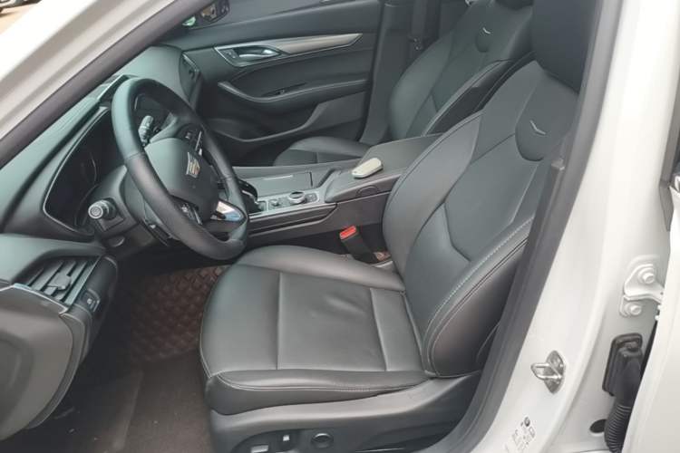 Used Cadillac CT5 2022 28T Luxury Version (Standard Edition) Left Front Seat