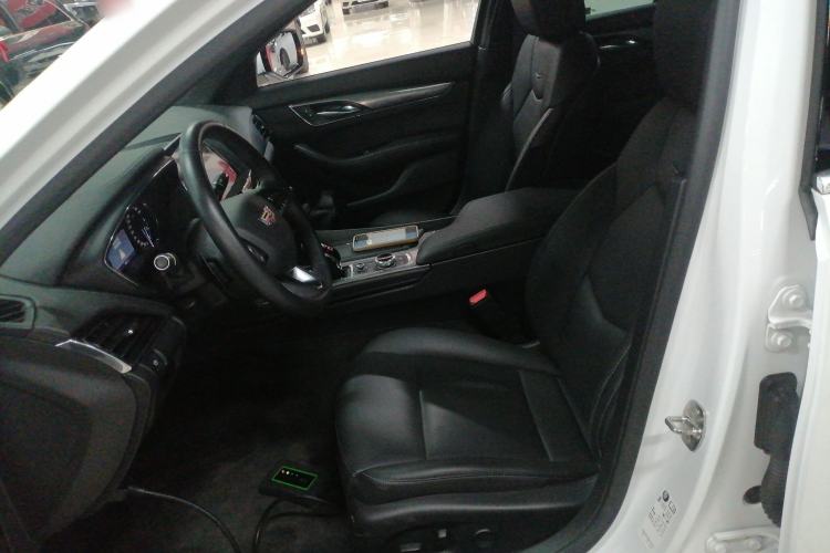 Used Cadillac CT5 2022 28T Luxury Version (Standard Edition) Left Front Seat