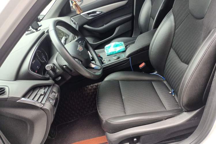 Used Cadillac CT5 2022 28T Fashion Edition Left Front Seat