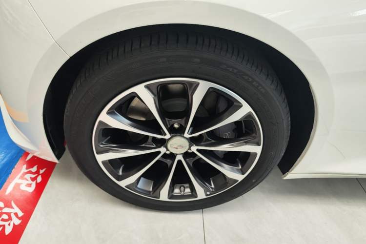 Used Cadillac CT5 2022 28T Prestige Edition Left Front Wheel Hub