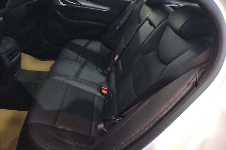 Used Cadillac CT5 2022 28T Luxury Version (Standard Edition) Left Rear Seat