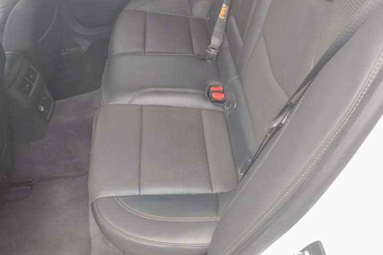 Used Cadillac CT5 2022 28T Platinum Edition Left Rear Seat