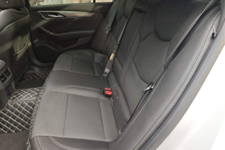 Used Cadillac CT5 2022 28T Luxury Version (Standard Edition) Left Rear Seat