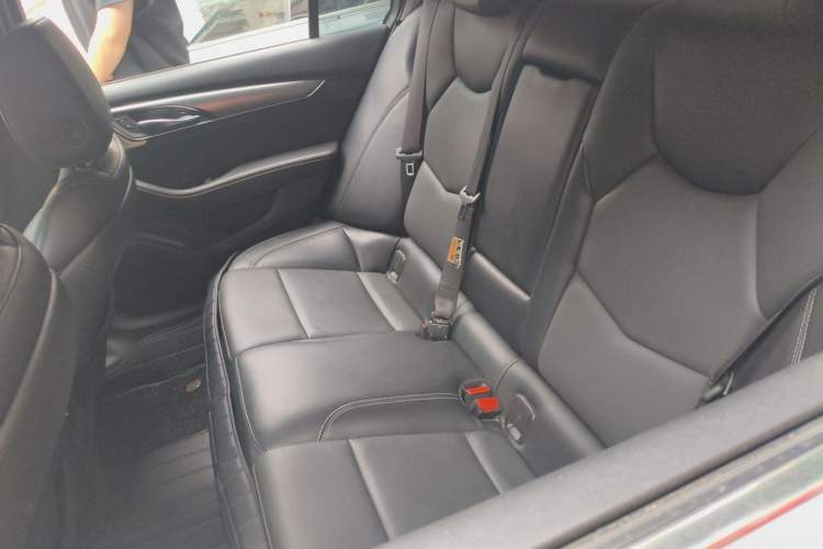 Used Cadillac CT5 2022 28T Luxury Edition Left Rear Seat