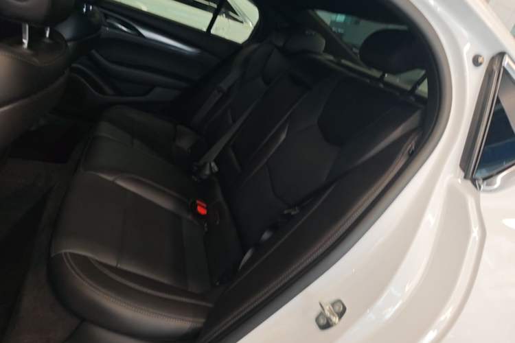 Used Cadillac CT5 2022 28T Luxury Version (Standard Edition) Left Rear Seat