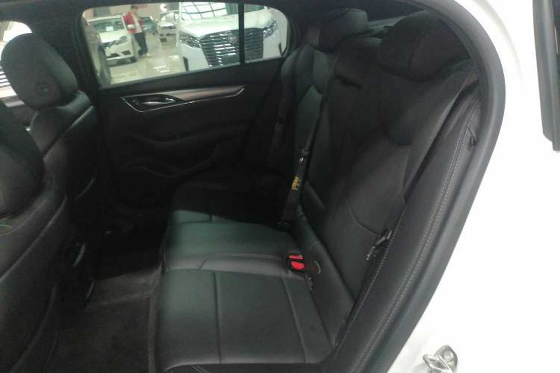 Used Cadillac CT5 2022 28T Luxury Version (Standard Edition) Left Rear Seat