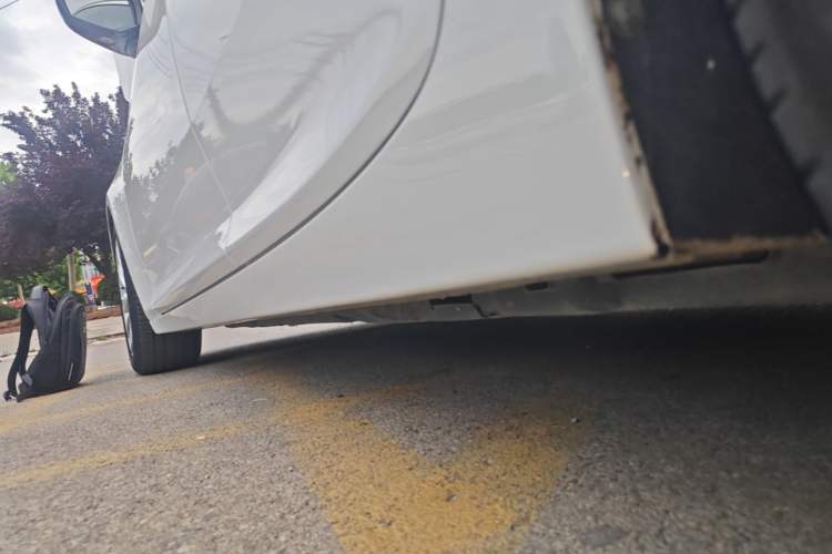 Used Cadillac CT5 2022 28T Luxury Version (Standard Edition) Left Side Sill