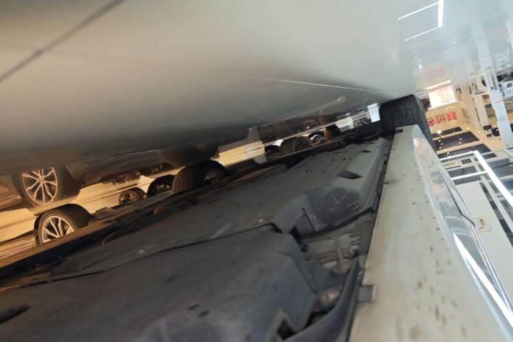 Used Cadillac CT5 2022 28T Luxury Version (Standard Edition) Left Side Sill