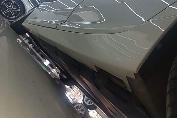 Used Cadillac CT5 2022 28T Luxury Version (Standard Edition) Left Side Sill