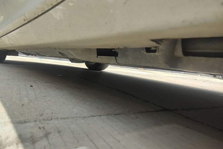 Used Cadillac CT5 2022 28T Luxury Version (Standard Edition) Left Side Sill