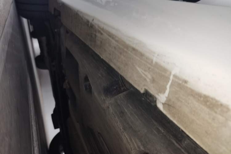 Used Cadillac CT5 2022 28T Prestige Edition Left Side Sill