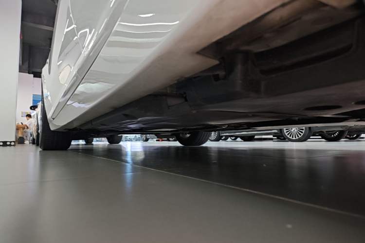 Used Cadillac CT5 2022 28T Luxury Version (Standard Edition) Left Side Sill