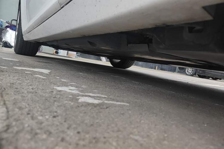 Used Cadillac CT5 2022 28T Luxury Version (Standard Edition) Left Side Sill