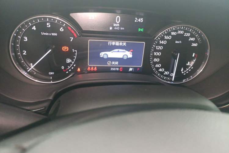 Used Cadillac CT5 2022 28T Luxury Version (Standard Edition) Odometer Close Up