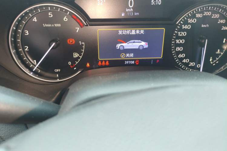 Used Cadillac CT5 2022 28T Luxury Edition Odometer Close Up