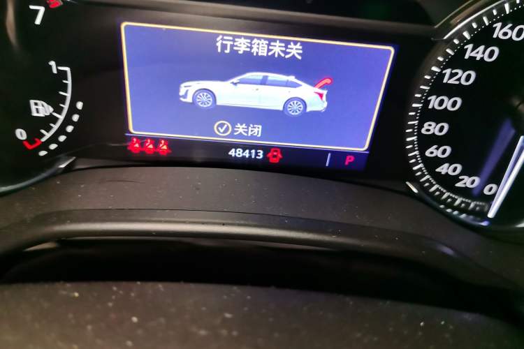 Used Cadillac CT5 2022 28T Luxury Edition Odometer Close Up