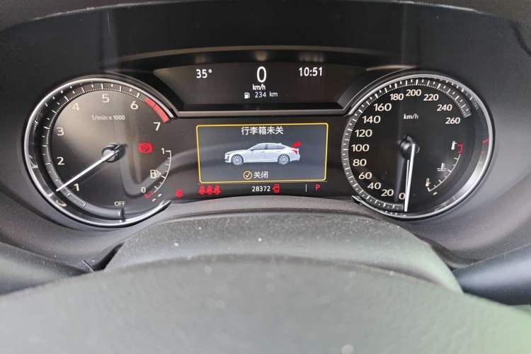 Used Cadillac CT5 2022 28T Luxury Version (Standard Edition) Odometer Close Up