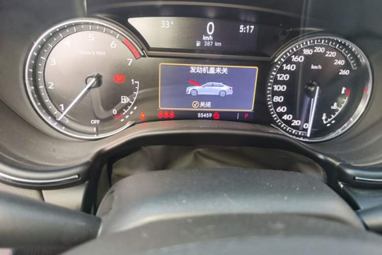 Used Cadillac CT5 2022 28T Luxury Edition Odometer Close Up