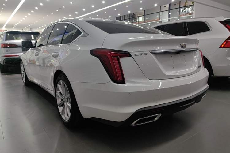 Used Cadillac CT5 2022 28T Luxury Edition Rear Left 45 Deg