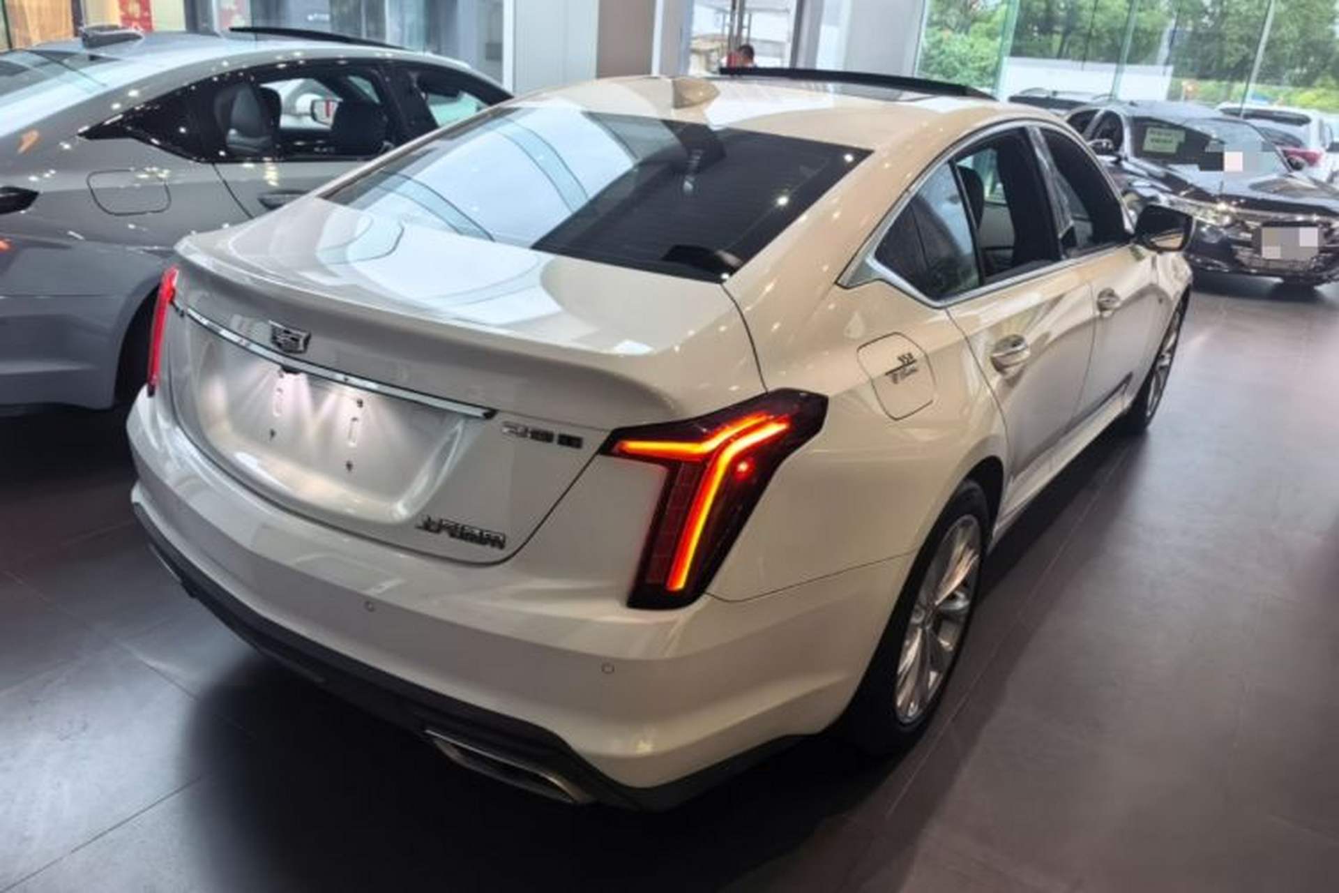Used Cadillac CT5 2022 28T Luxury Edition Rear Right 45 Deg